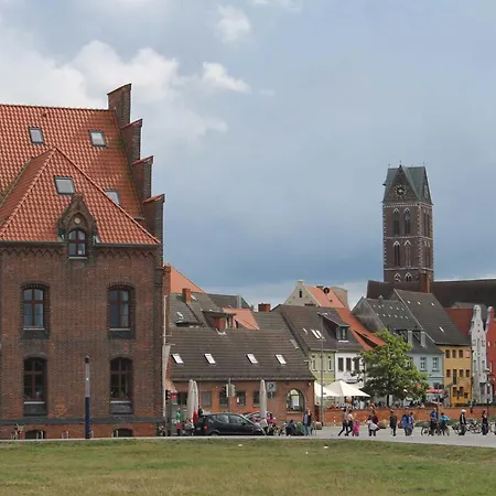 Nahe Ostseebad Kuehlungsborn * Gersdorf (Mecklenburg-Vorpommern)