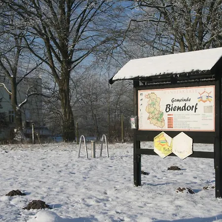 Nahe Ostseebad Kuehlungsborn * Gersdorf (Mecklenburg-Vorpommern)